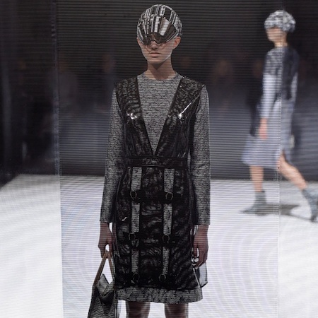 Paris Fashion Week FW16 – ANREALAGE