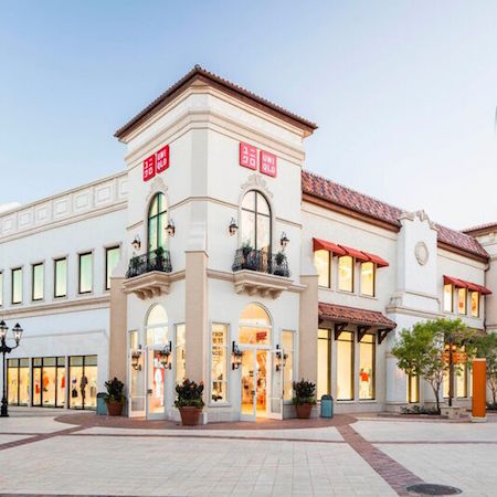 Uniqlo Disney Springs Opens